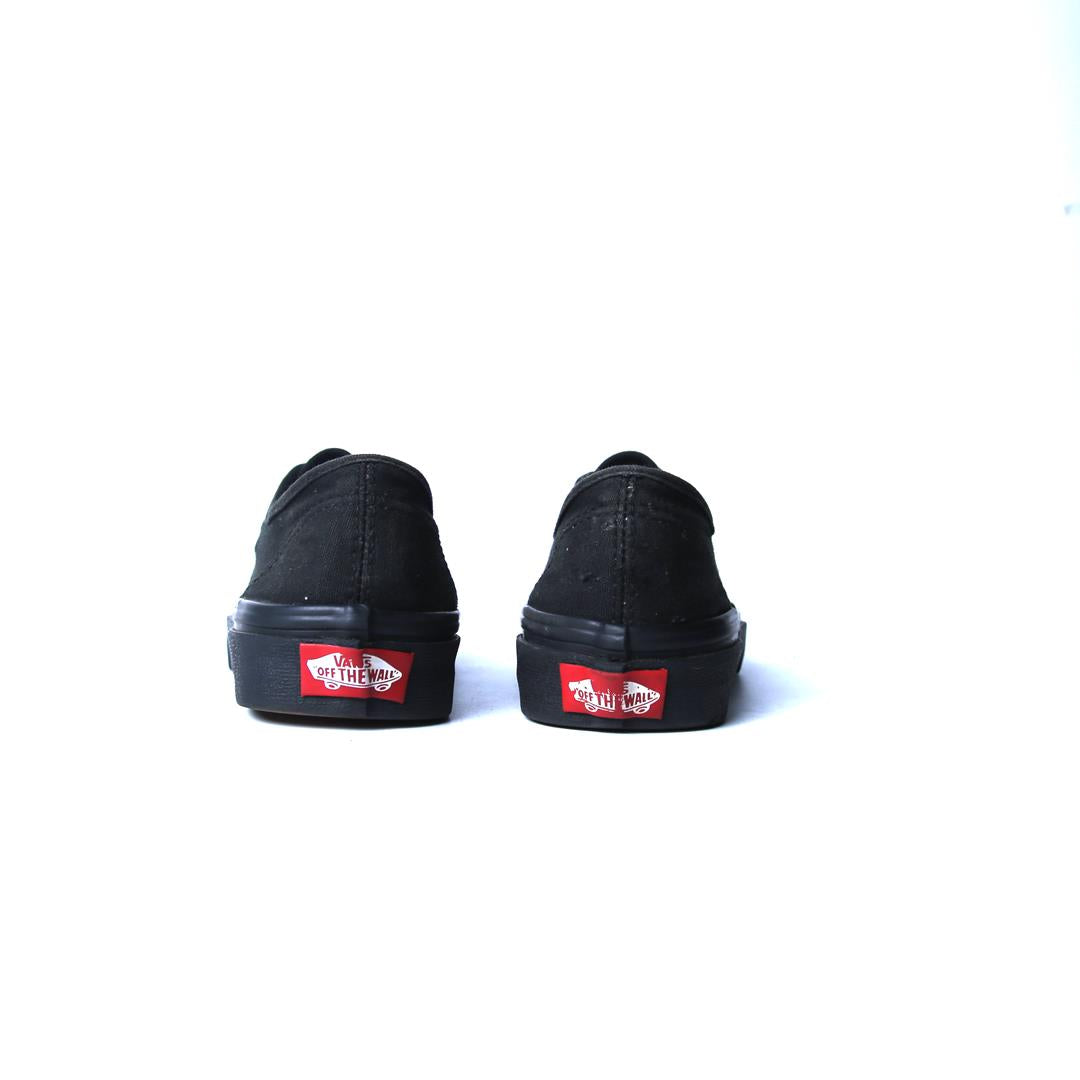 VANS AUTHENTIC