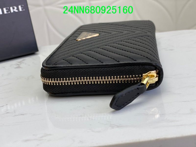 Amelia - PD Wallet - 300