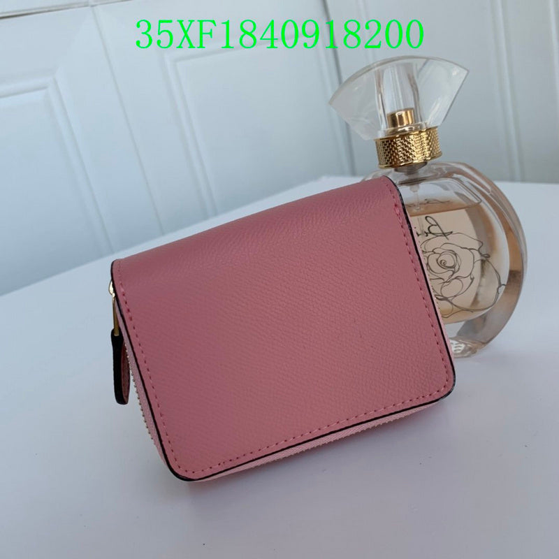Amelia - CAH Wallet - 075