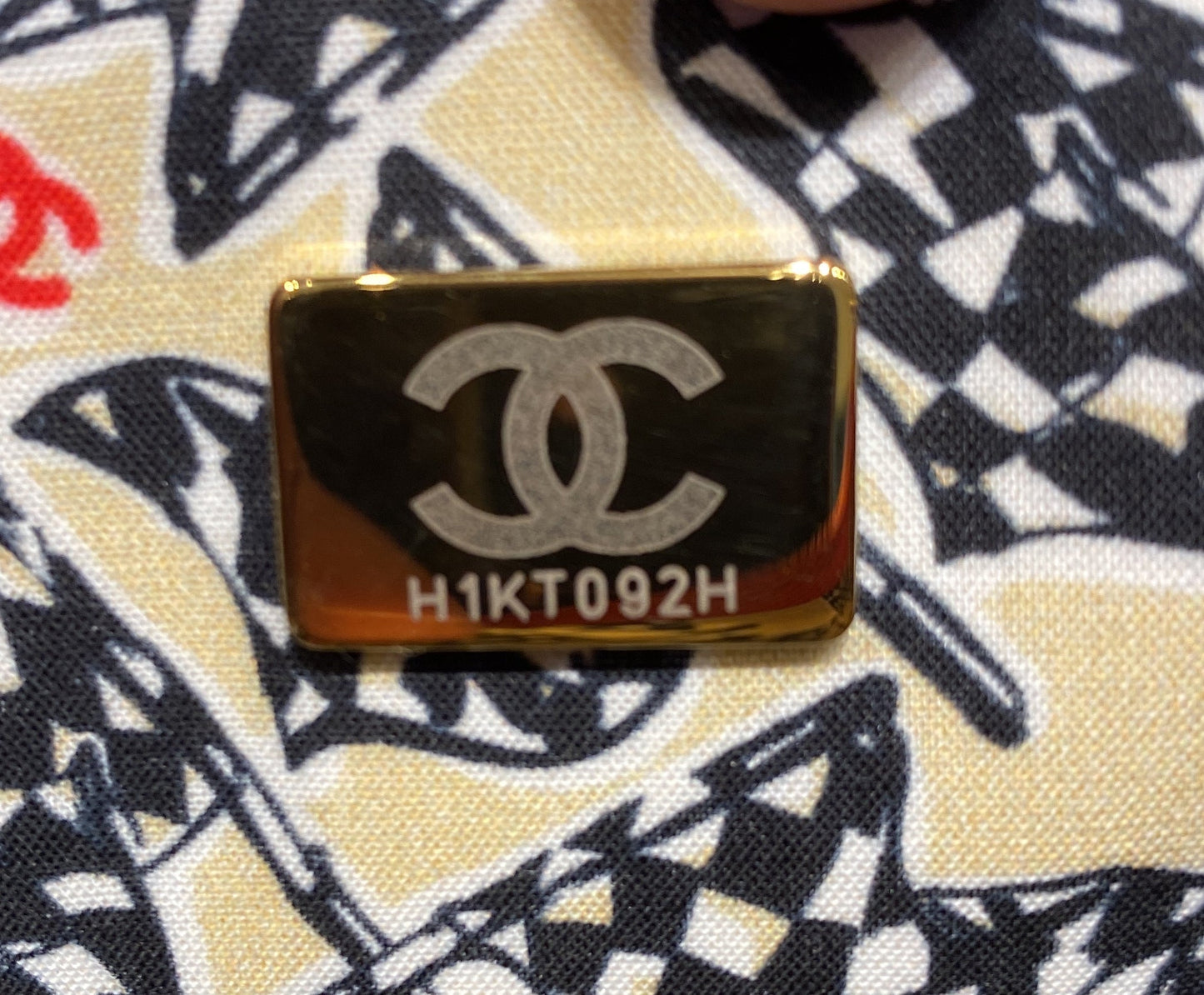 Textured CC Wallet on Chain Quilted Caviar