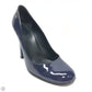 Shoes Luxury Designer By Gucci In Navy, Size: 8.5