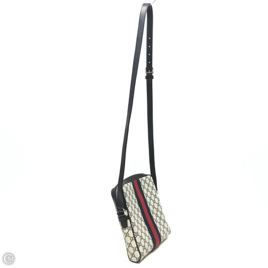 Crossbody Luxury Designer By Gucci, Size: Medium