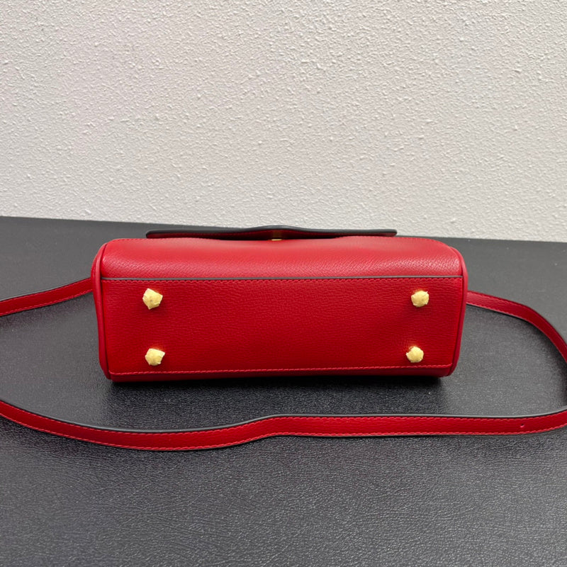 Barnes-Bags - Prada Bags - 834