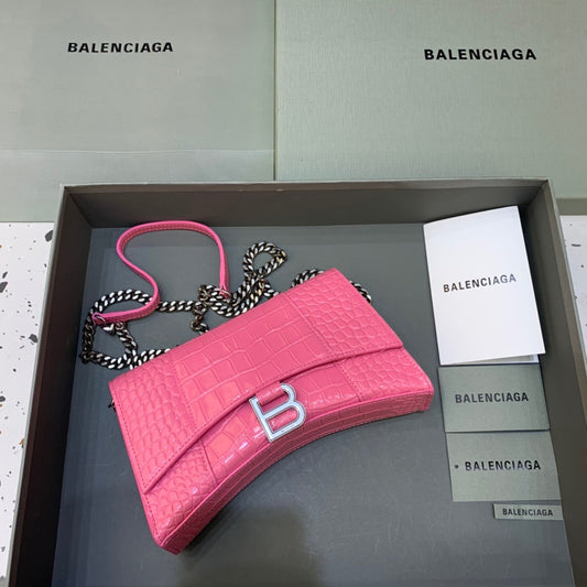 BLN-Ciaga Hourglass Wallet On Chain in Pink, For Women,  Bags 9in/23Amelia