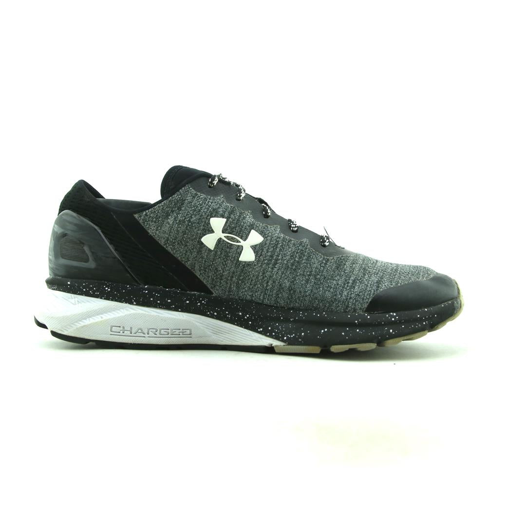 UNDER ARMOUR CHARGED ESCAPE 4
