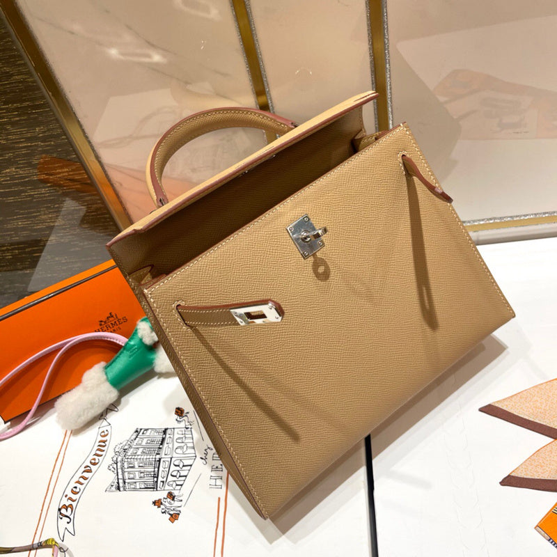 Amelia - HMS Bags - 1703