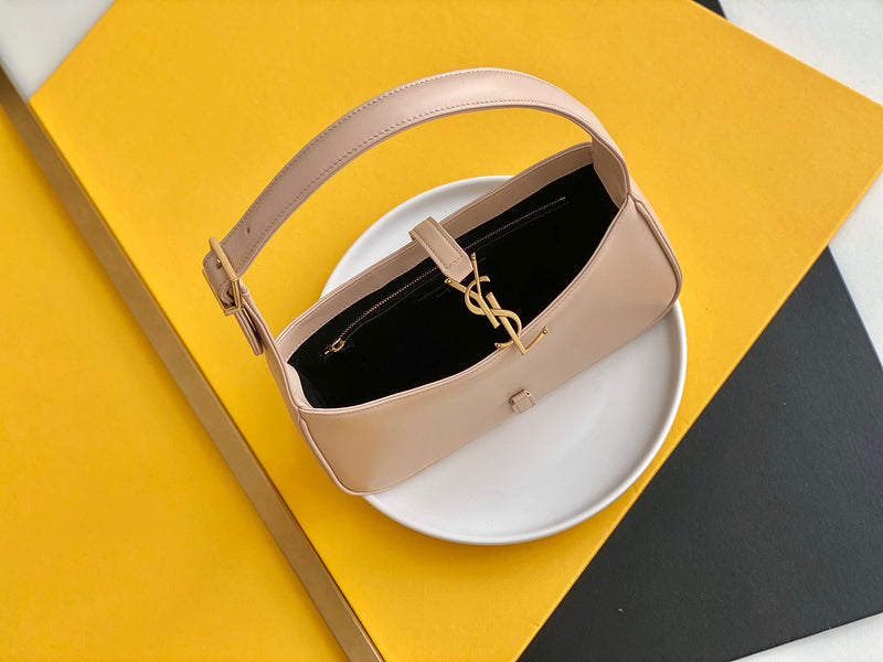 Amelia - YSL Bag - 4125
