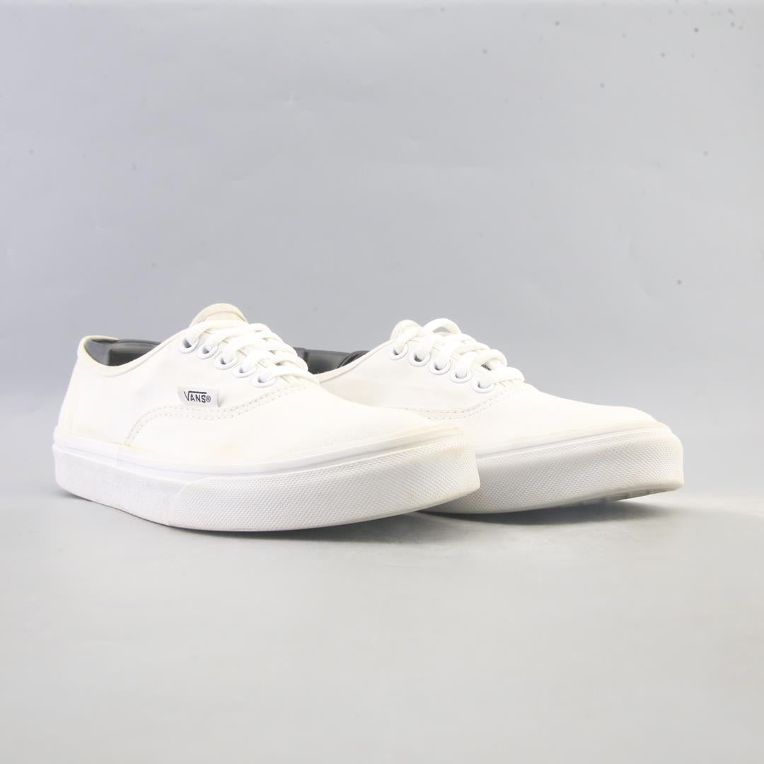 VANS AUTHENTIC
