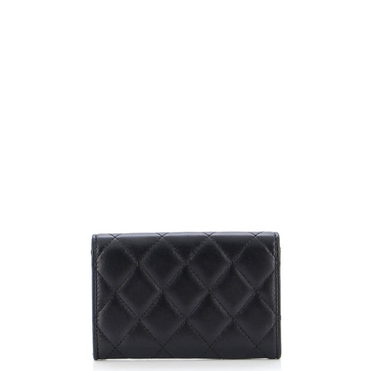 Classic Flap Card Case Quilted Lambskin