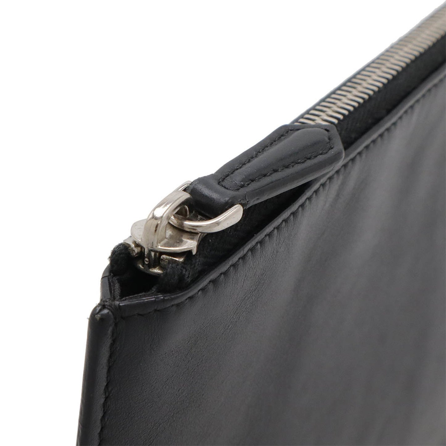 Fendi  Leather Clutch Bag (Pre-Owned)