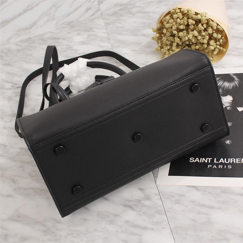 Amelia - YSL Bag - 2527