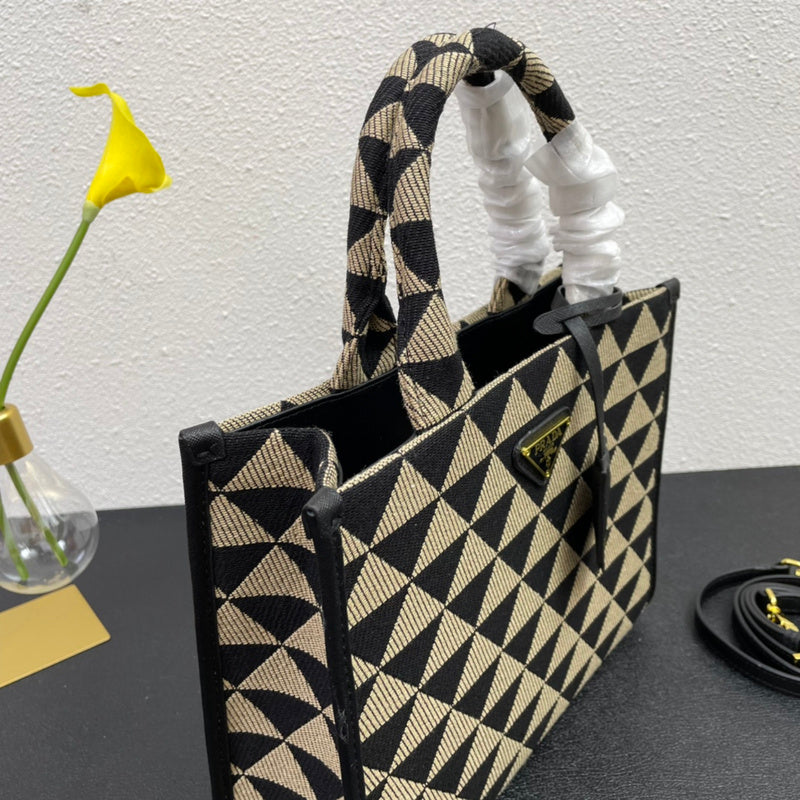 Amelia- PRDA  LUXURY BAGS - 593