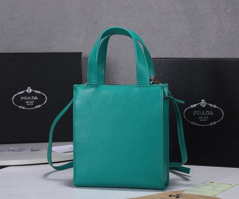 Barnes-Bags - Prada Bags - 985