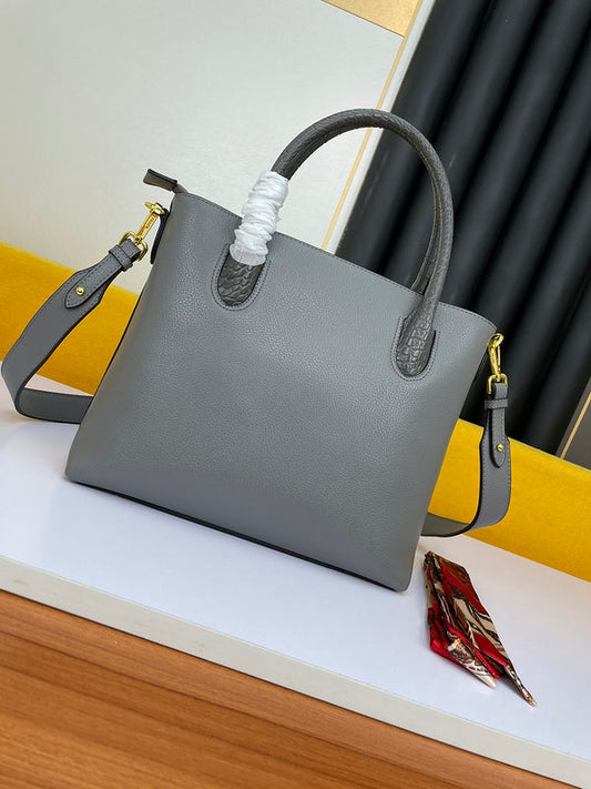 Amelia- PRDA  LUXURY BAGS - 027