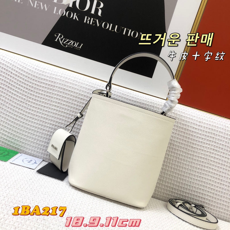 Amelia- PRDA  LUXURY BAGS - 605