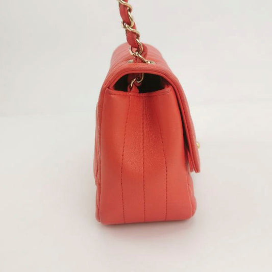 Chanel Classic Flap Square 2019 Coral Orange Chevron Lambskin Leather Bag