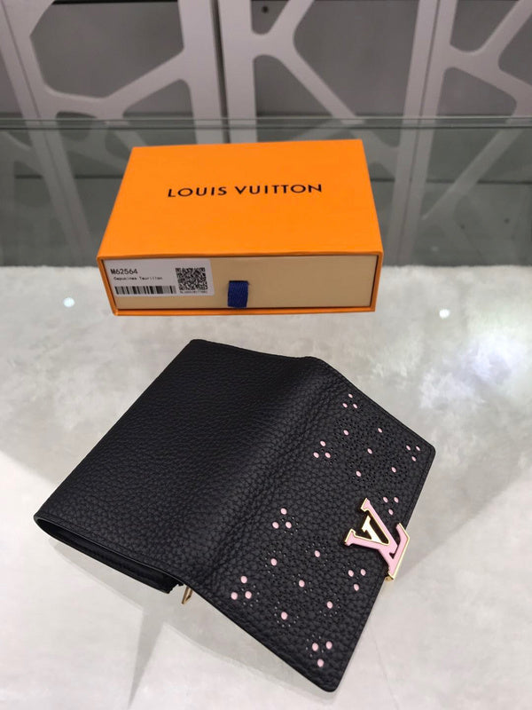 Fan Fashion Lu-Vi bags - 9002