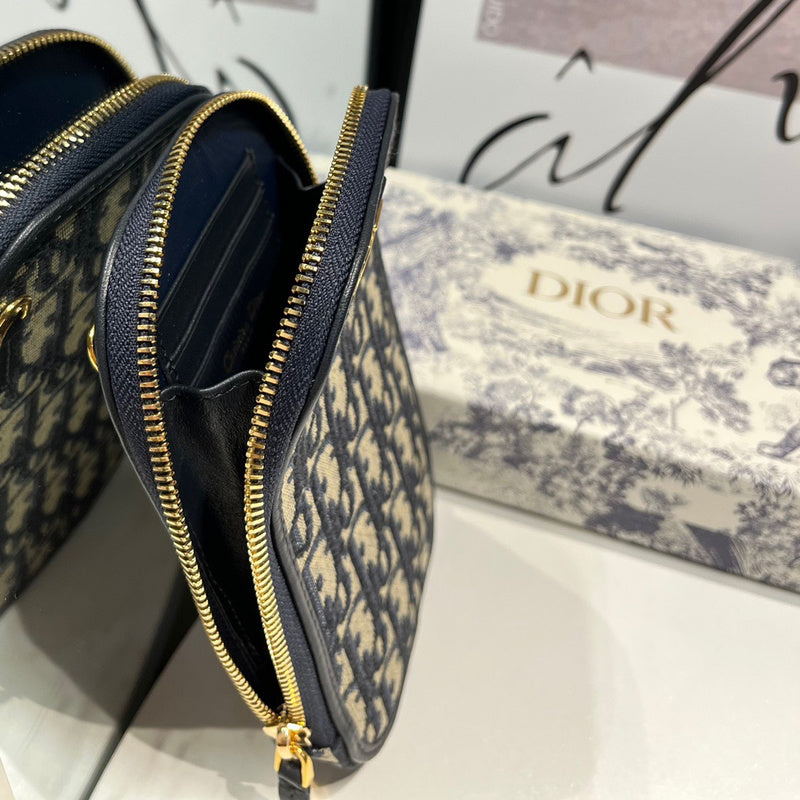 Amelia - DOR Wallets - 026