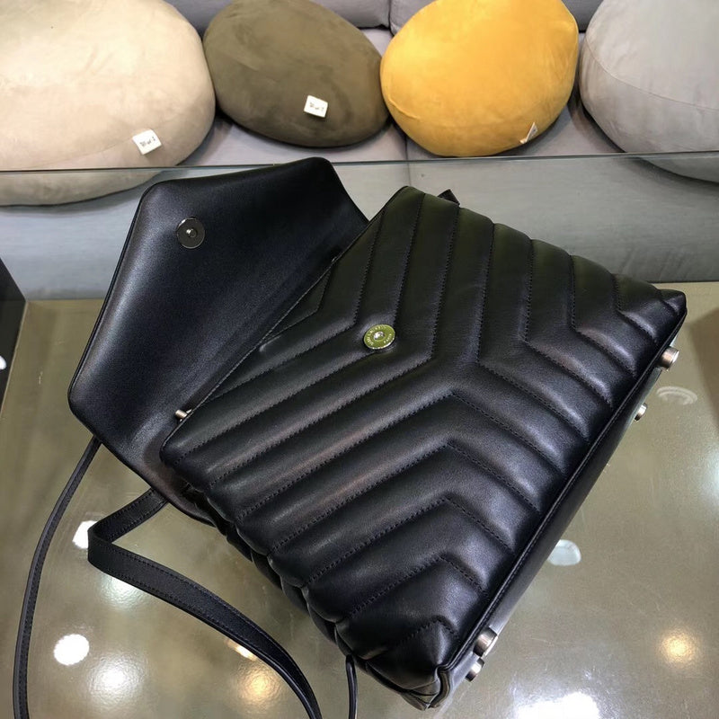 Amelia - YSL Bag - 3864