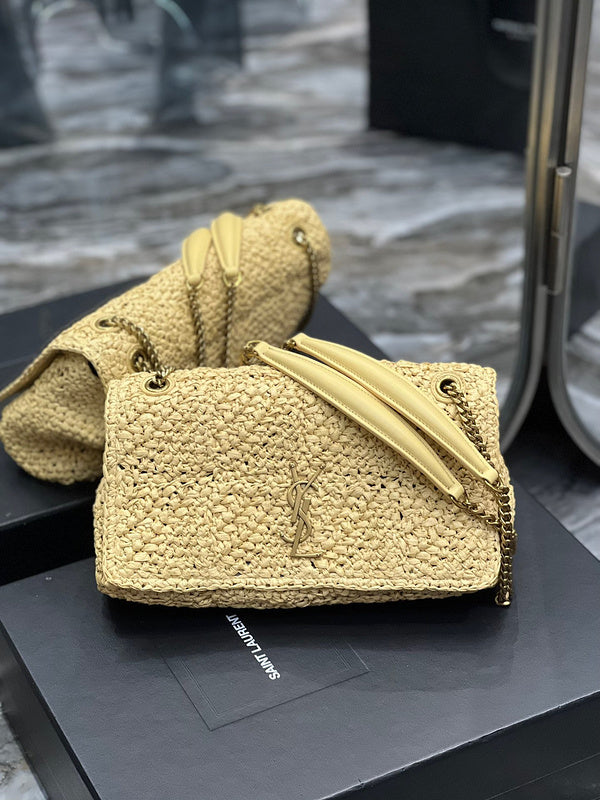 Amelia - YSL Bag - 1882