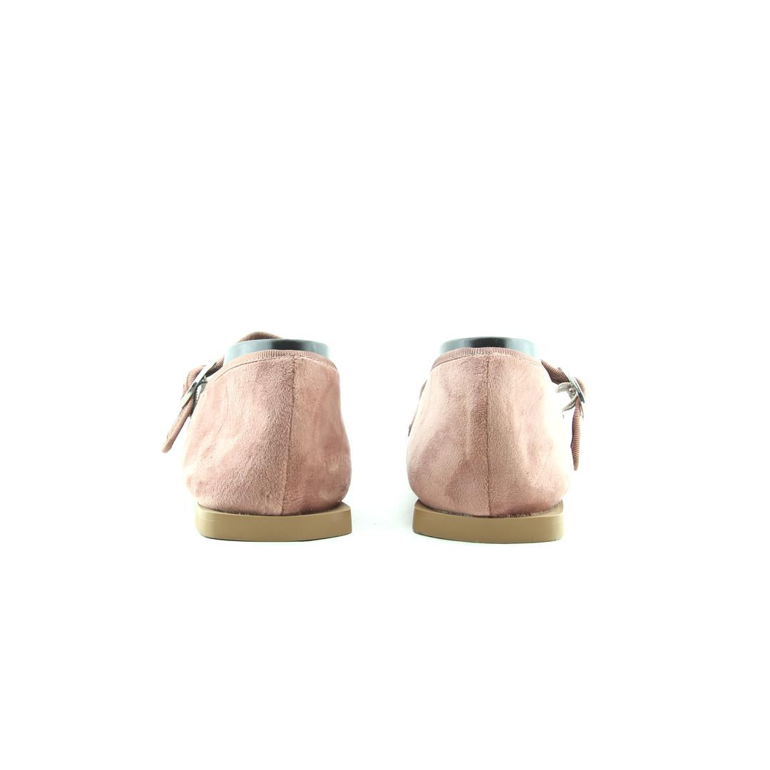 ZARA. .