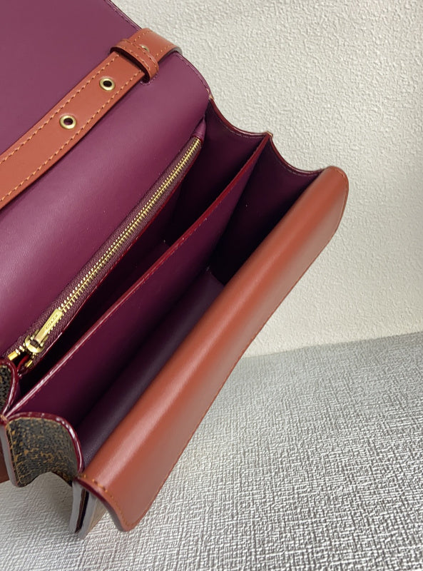 Amelia-i CAH Bags - 028