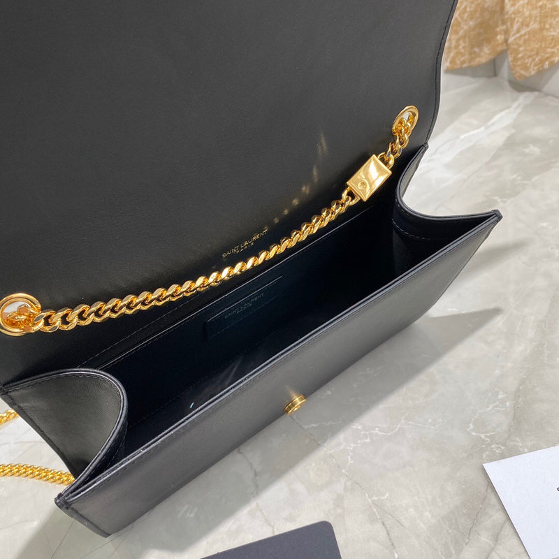 Amelia - YSL Bag - 4012