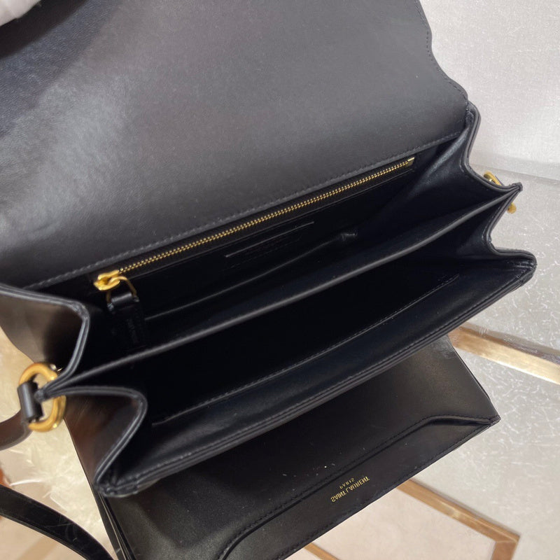 Amelia - YSL Bag - 3765