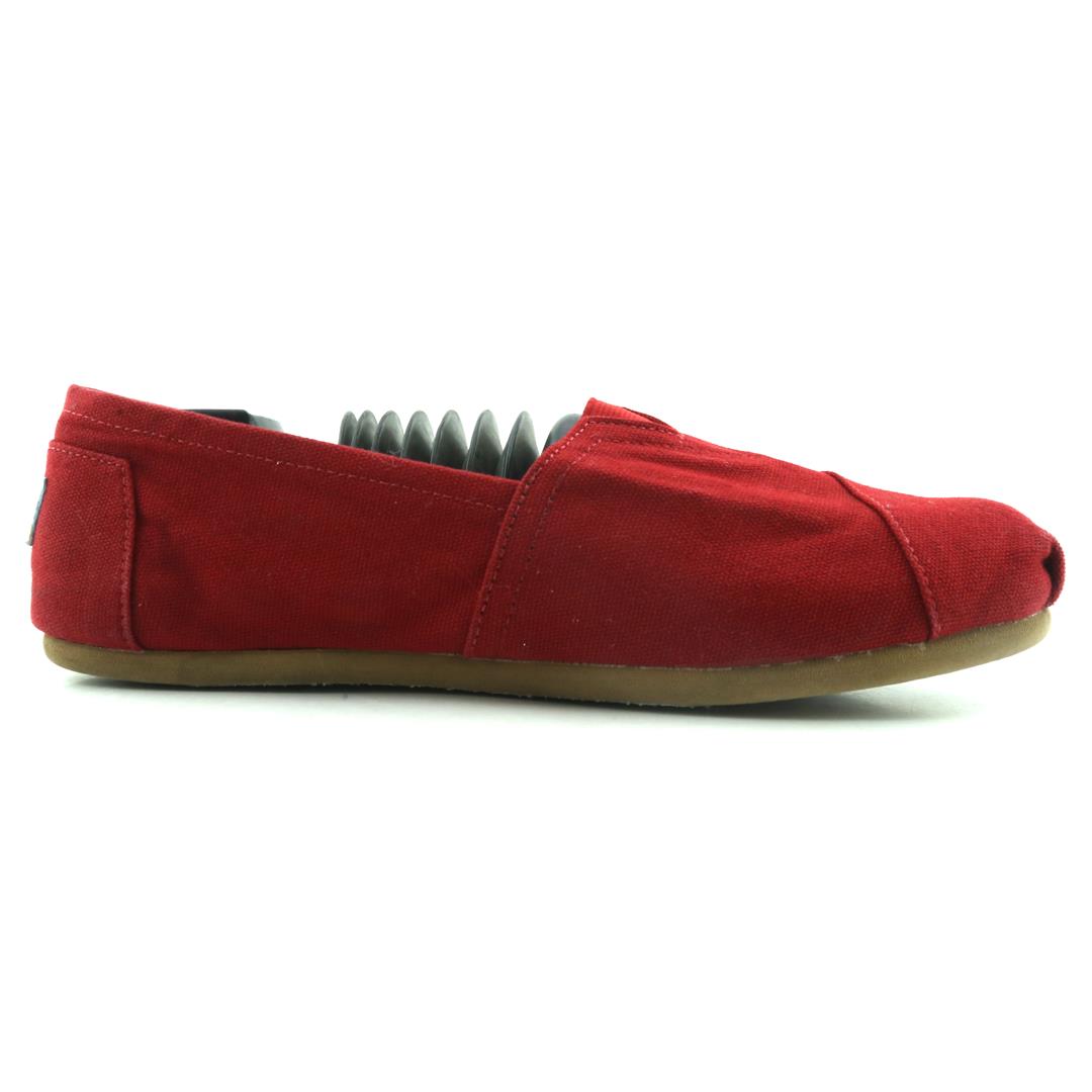 TOMS .