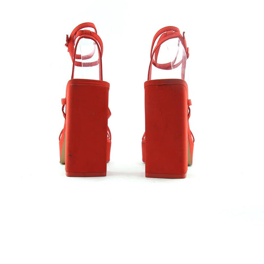 STRADIVARIUS .
