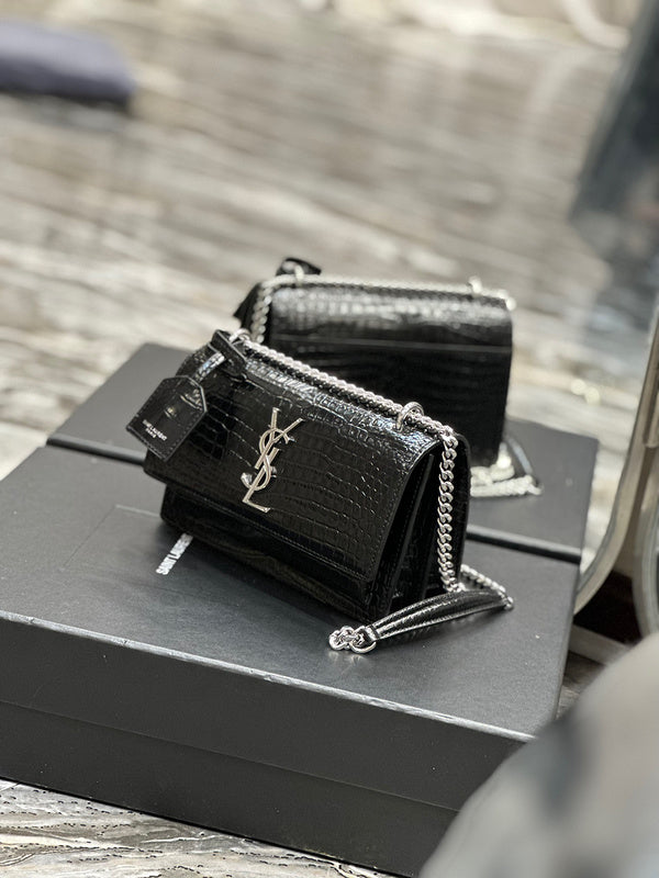 Amelia - YSL Bag - 3971