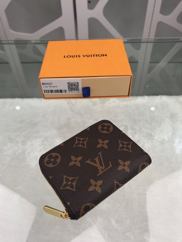 Fan Fashion Lu-Vi bags - 9105