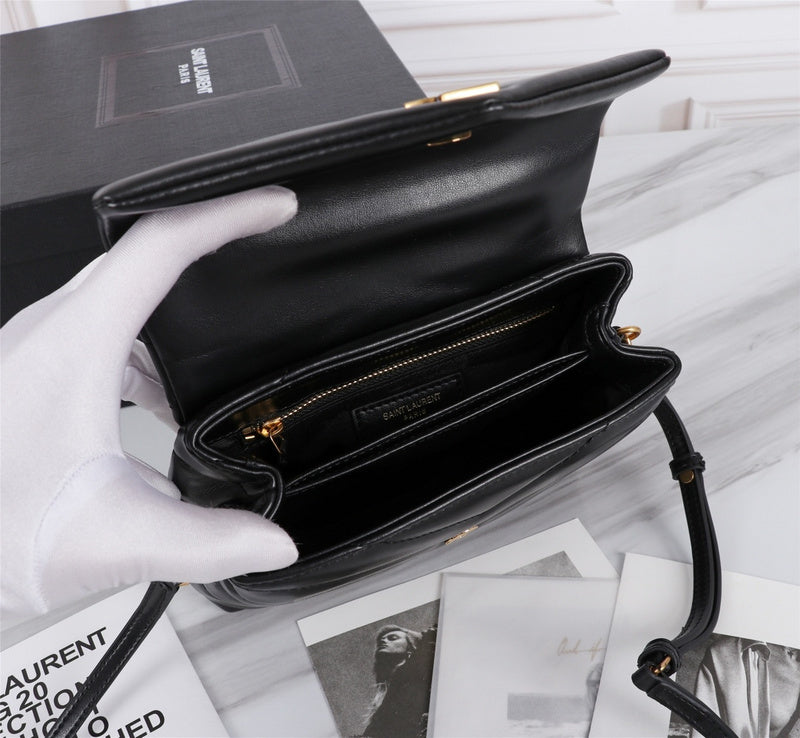 Amelia - YSL Bag - 2402