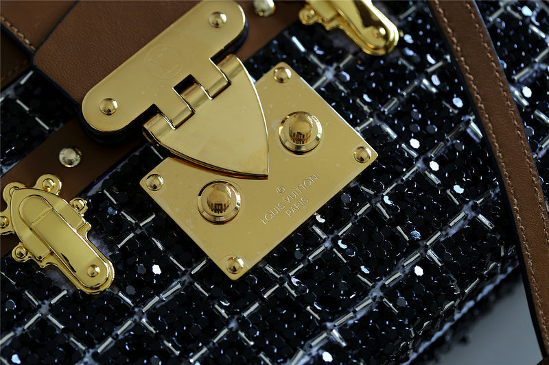 Fan Fashion Lu-Vi bags - 8225