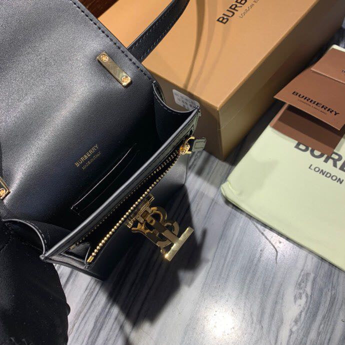 Burberry Bags - Bagsattire   194