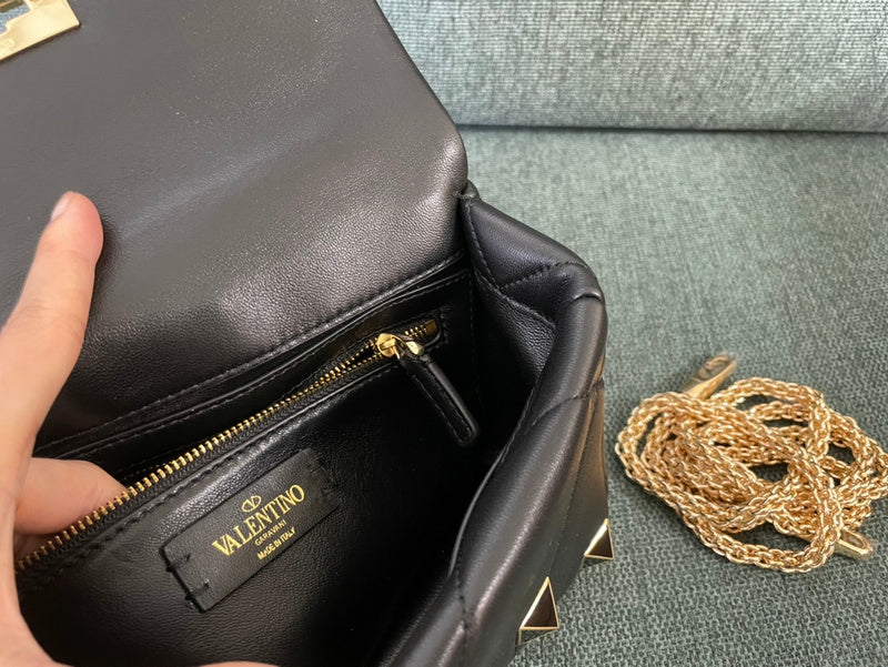 Amelia's Bag Gallery - VEL Bags - 589