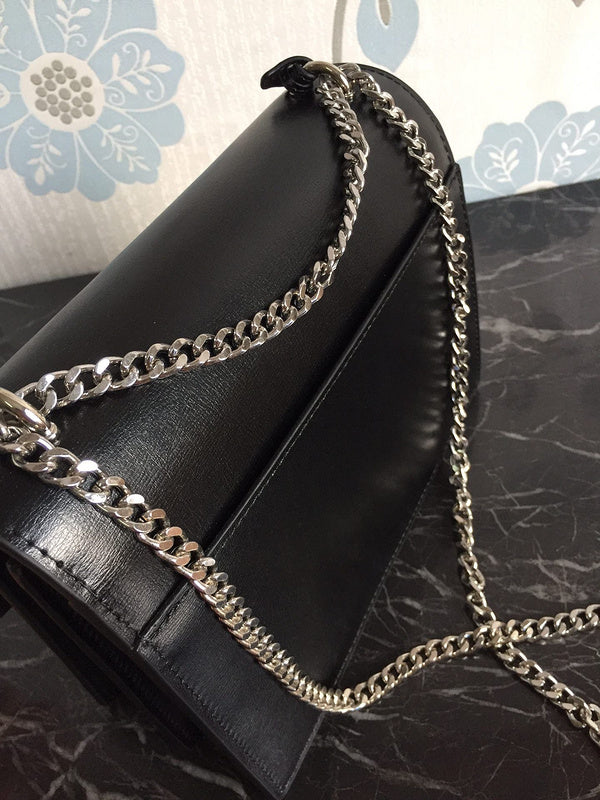 Amelia - YSL Bag - 3513