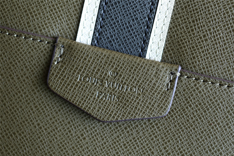 Fan Fashion Lu-Vi bags - 9734