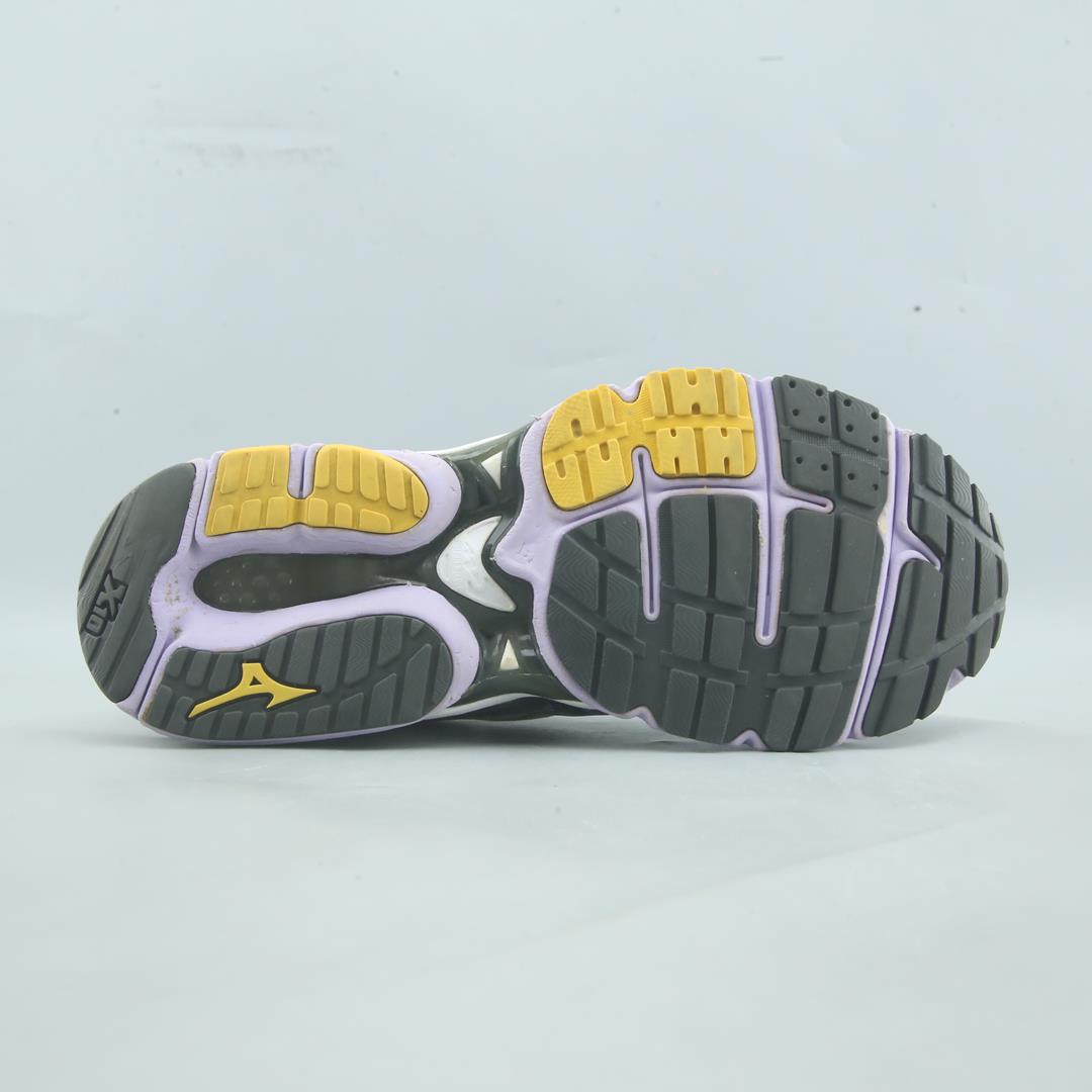 MIZUNO WAVE ENIGMA 4