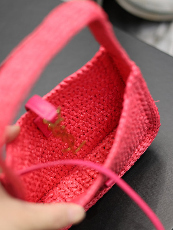 Amelia - YSL Bag - 1821