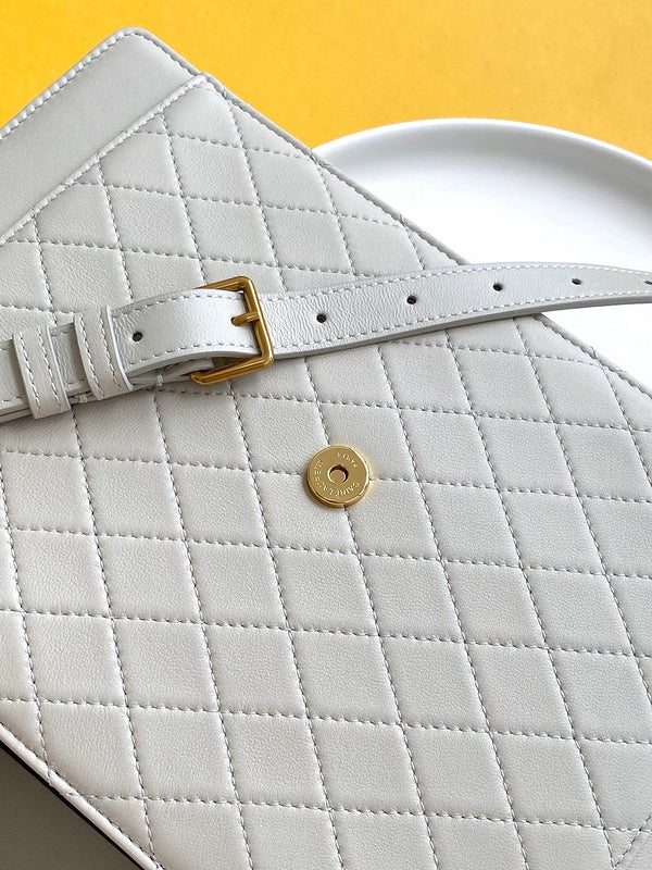 Amelia - YSL Bag - 4172