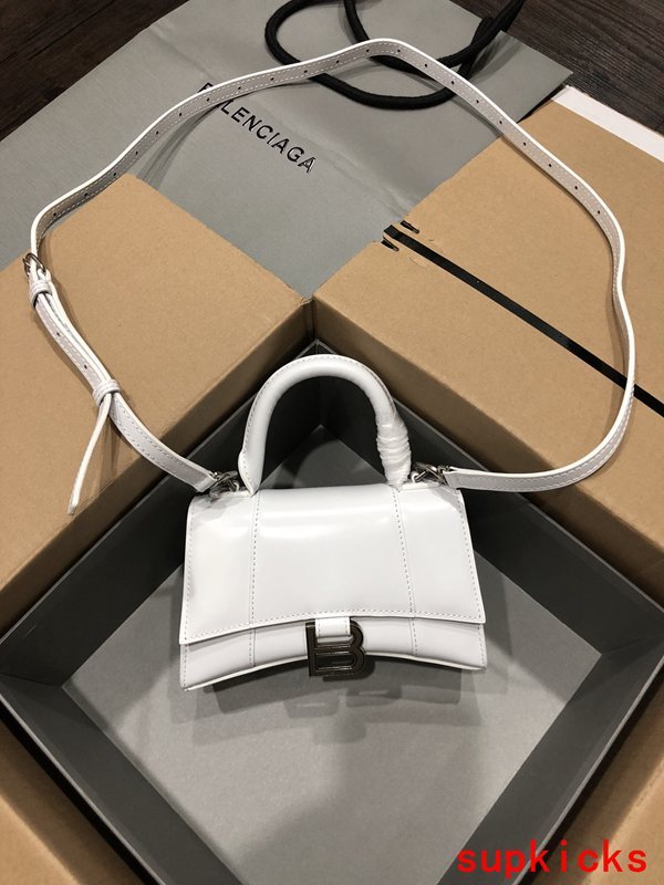 Amelia- BG Hourglass Bags - 049