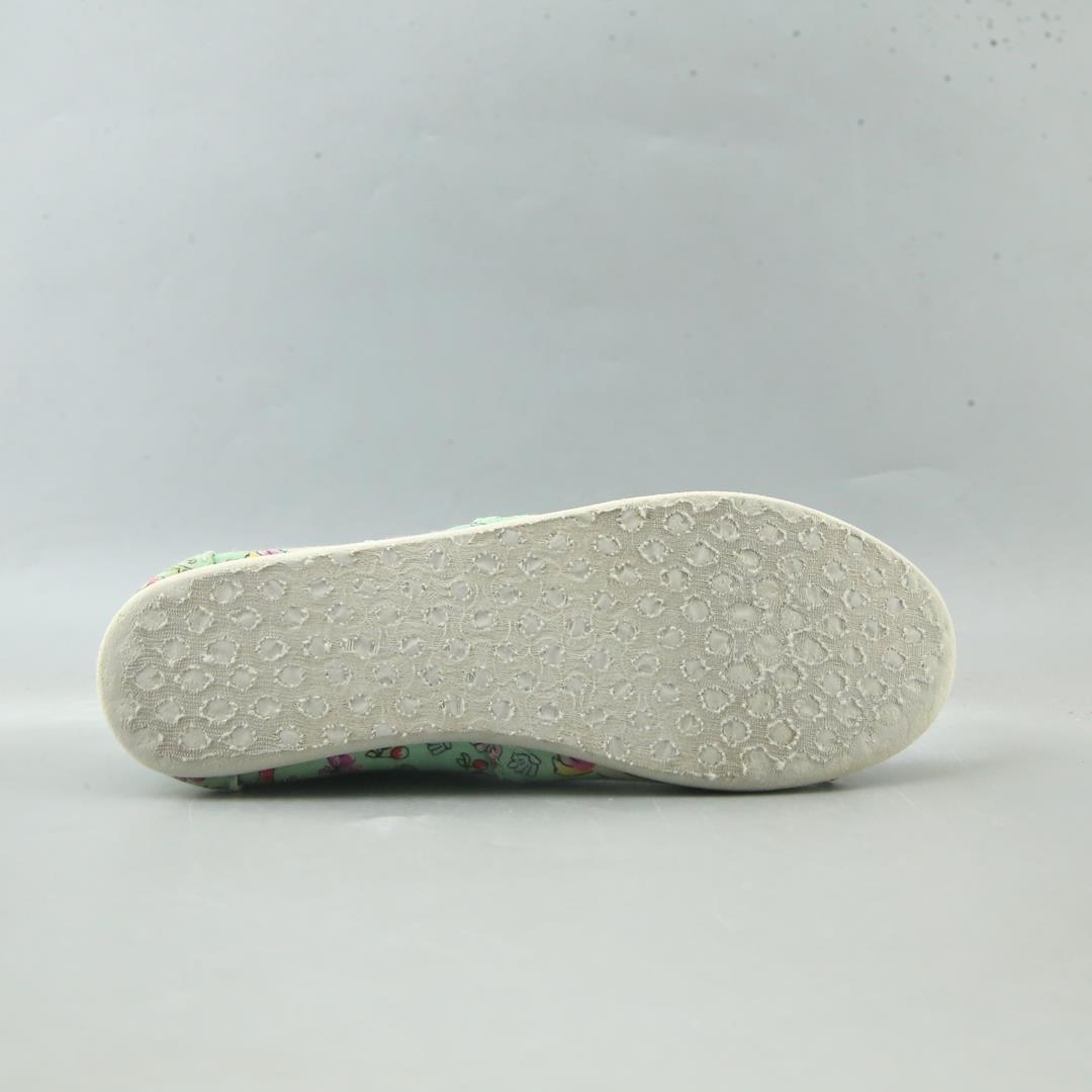 TOMS MEMORY FOAM