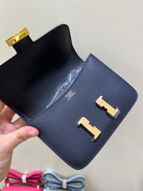 Amelia - HMS Bags - 1683