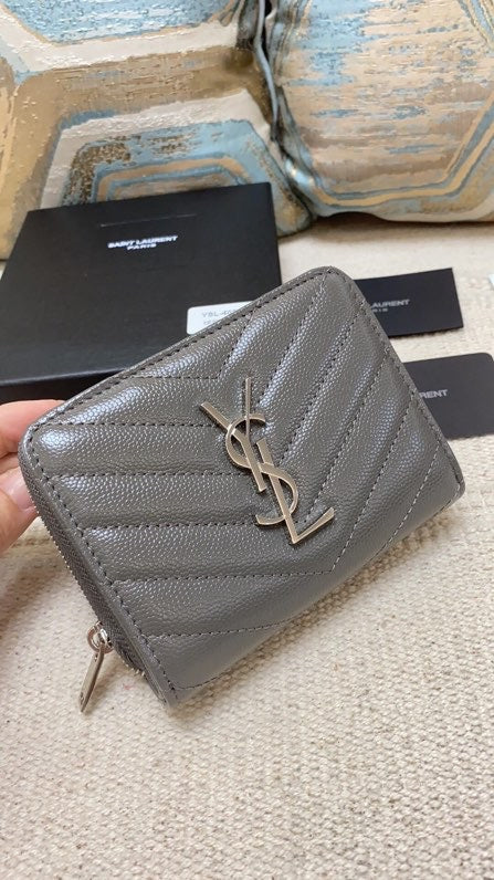 Amelia - YSL Bag - 3653