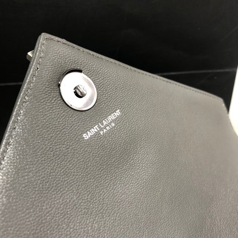 Amelia - YSL Bag - 4020