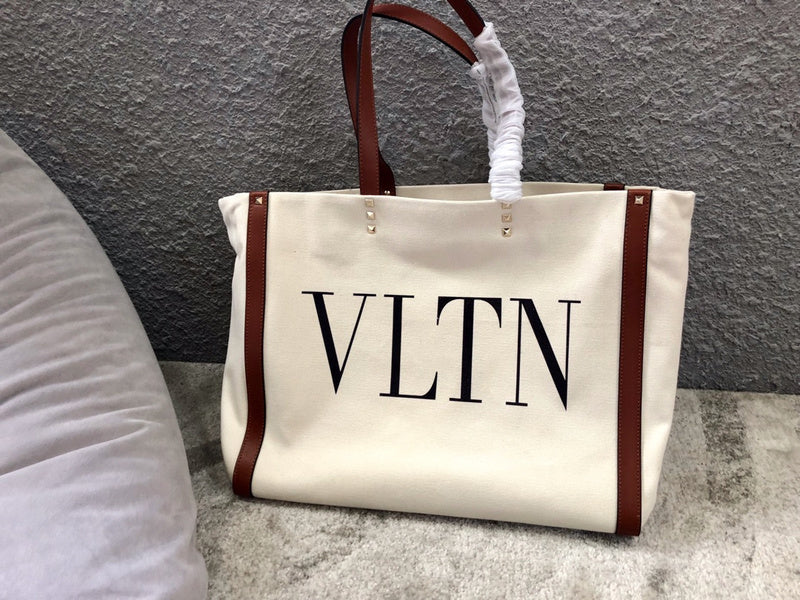 Amelia's Bag Gallery - VEL Bags - 1012