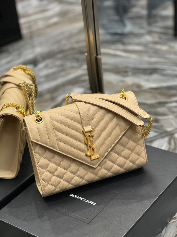 Amelia - YSL Bag - 1898