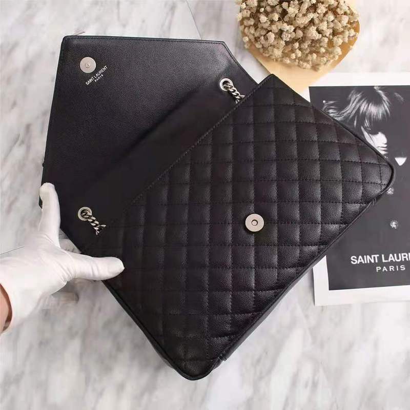 Amelia - YSL Bag - 2808
