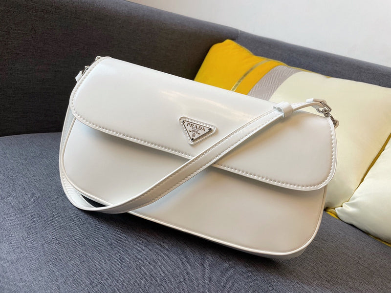 Barnes-Bags - Prada Bags - 932